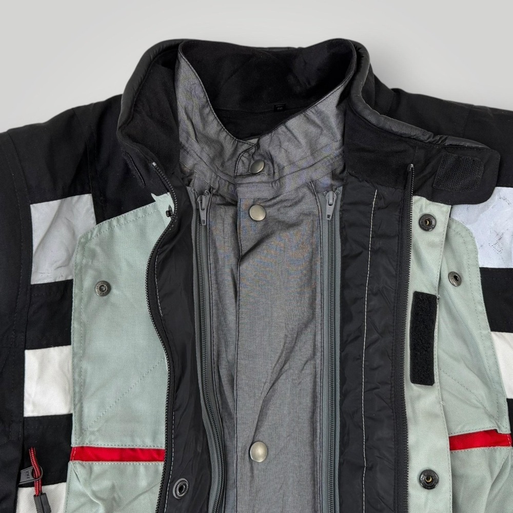 BMW Motorrad Rallye 2 Pro Jacket Mens 46R Gray GORE-TEX Armored Touring - Picture 8 of 12